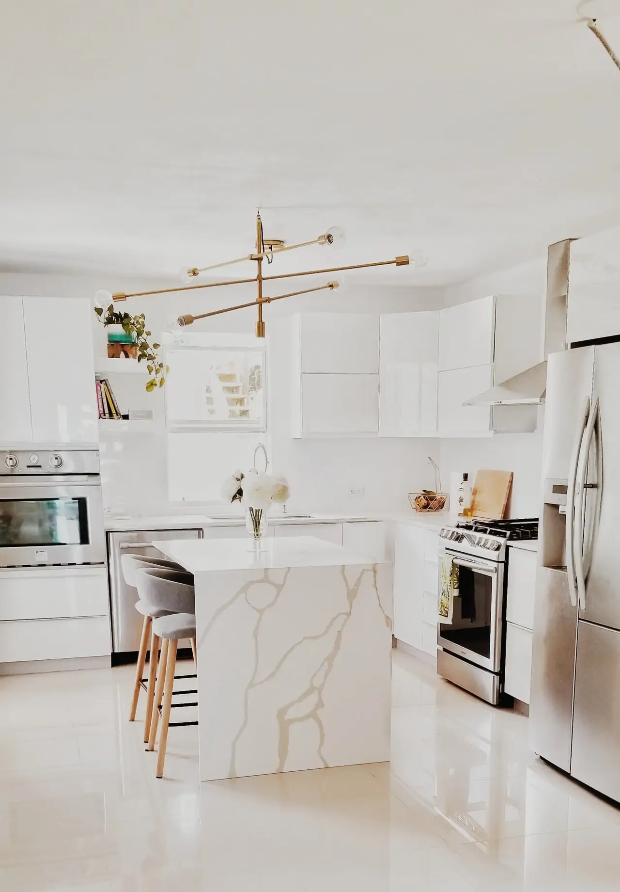 interior painting-contact